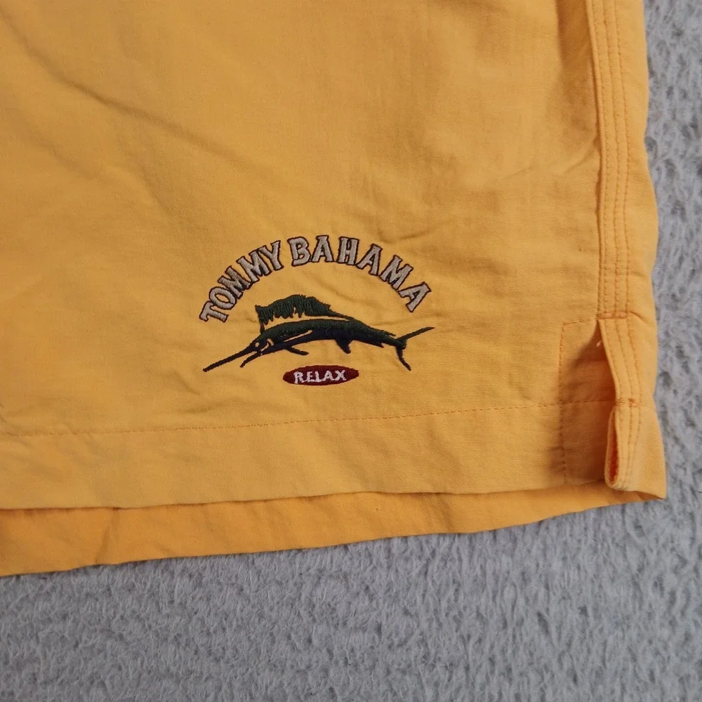 Tommy Bahama dive into